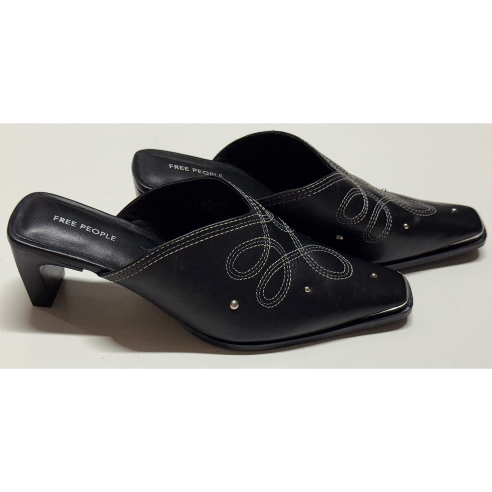 Free People‎ Black Leather Roxi Metal Tip Mules West Studded Block Heel Size 6.5